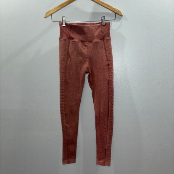 Aerie Offline Seamless HIgh Waisted Leggings Size XS - Picture 3 of 15